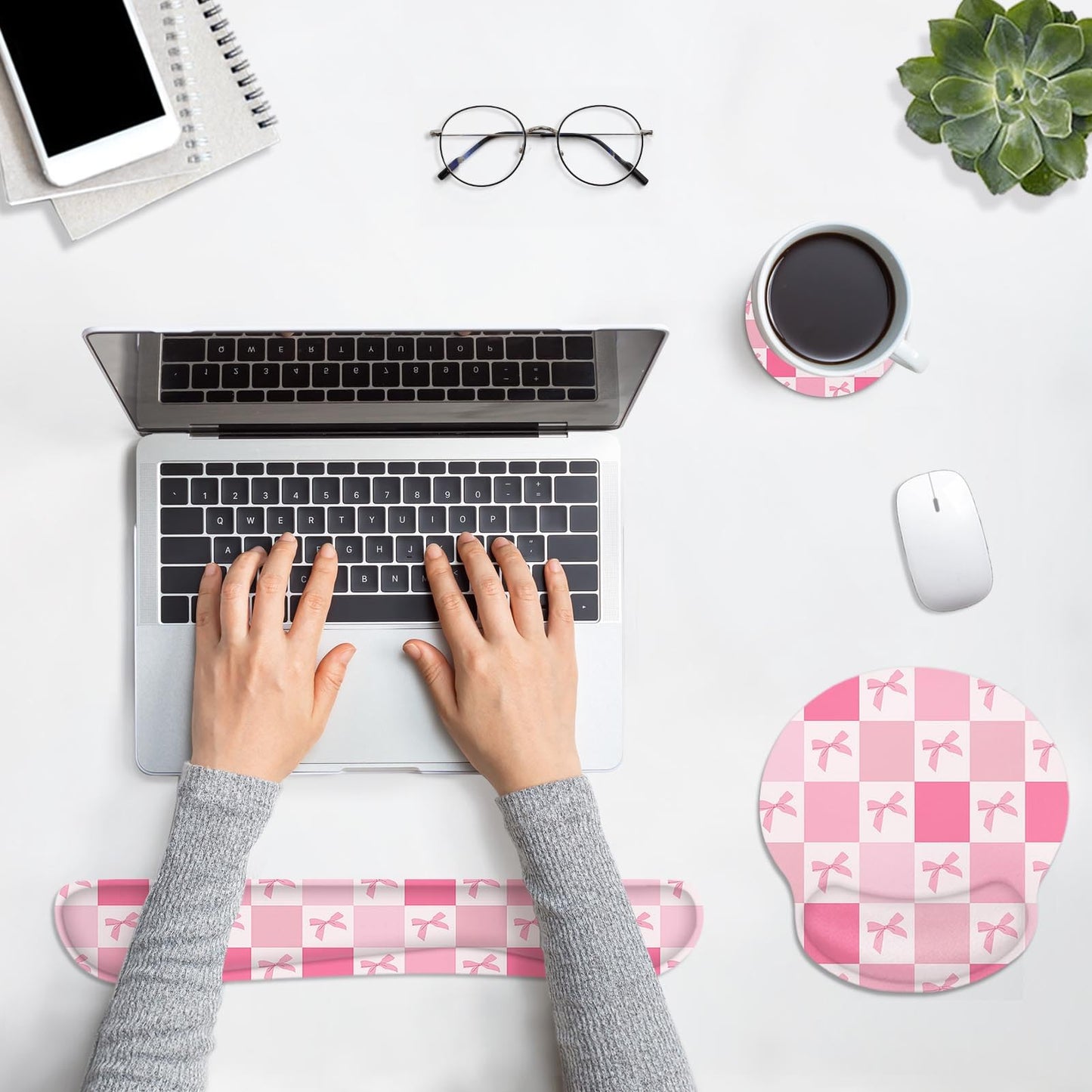 Britimes Ergonomic Mouse Pad Set with Wrist Rest, Pink Bow