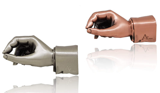 ACELY Executive hand shape pen holder metal art craft paperweight for desktop organizer pen stand