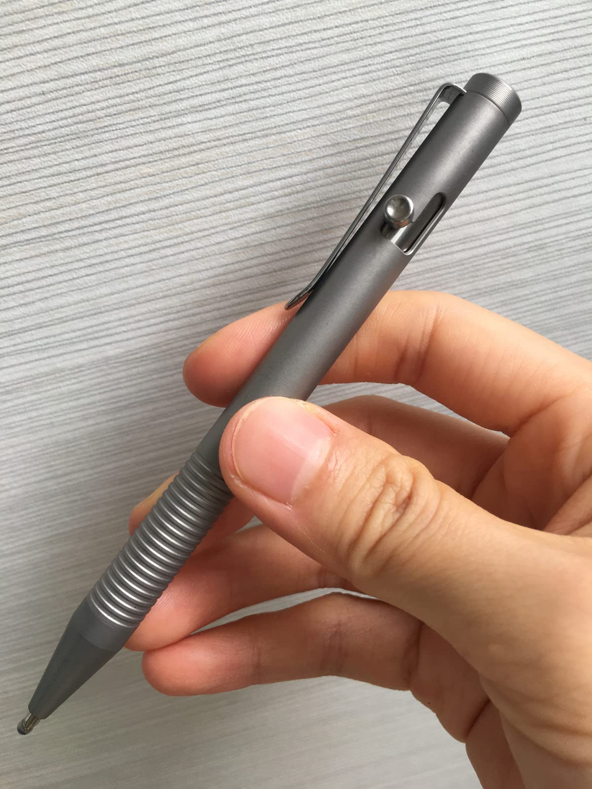 Lary Gray 4.8'' Titanium Alloy Bolt Action Pen with 3 Extra Refills in Box