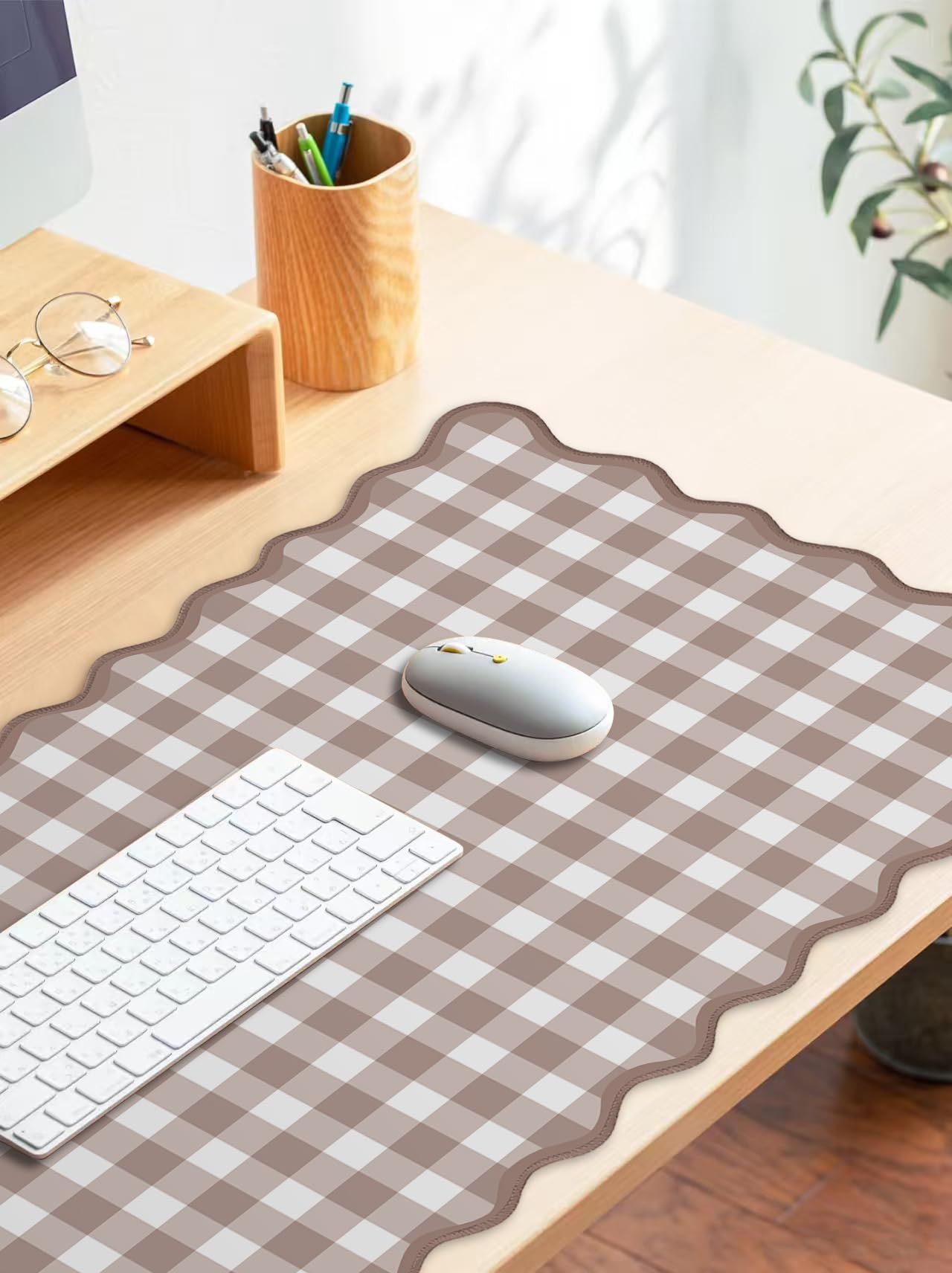ohisxiacy Scalloped‌ Checkered Desk Mat Cute Brown Gingham XXL Large Gaming Mouse Pad Farmhouse