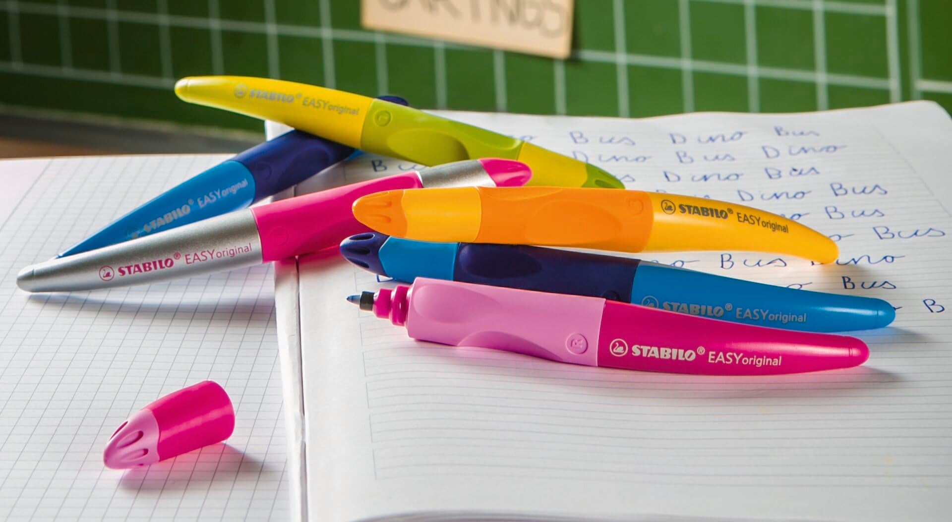 STABILO Ergonomic Rollerball EASYoriginal Holograph - Right-Handed - Pack of 1 - Magenta