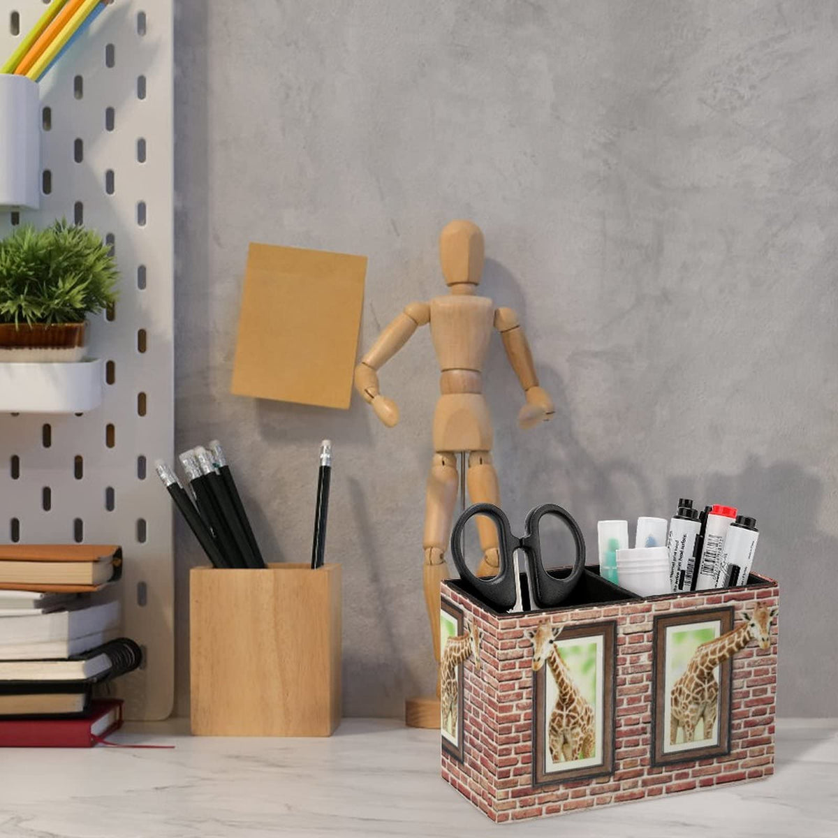 Pencil Holder for Desk, Curious Cute Giraffes Pen Holder Storage Desktop Pen Organizer Desk Pencil