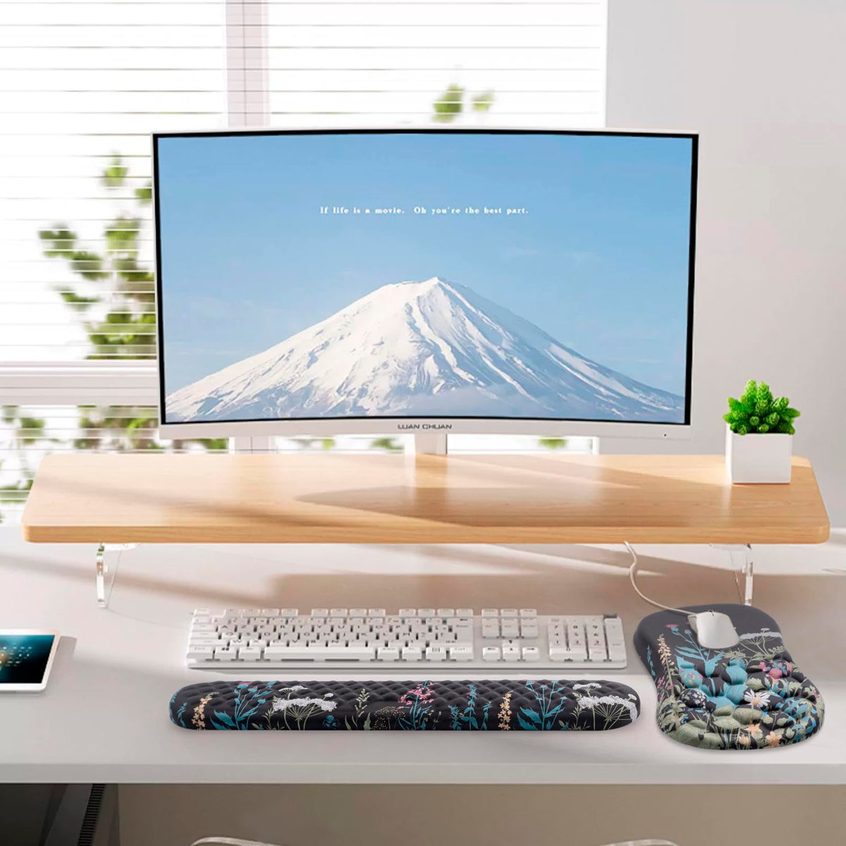 Mouse Pad Wrist Support, Laokiiy 2 in1 Keyboard Wrist Rest+ Ergonomic Mouse Pad, Non-Slip Wrist