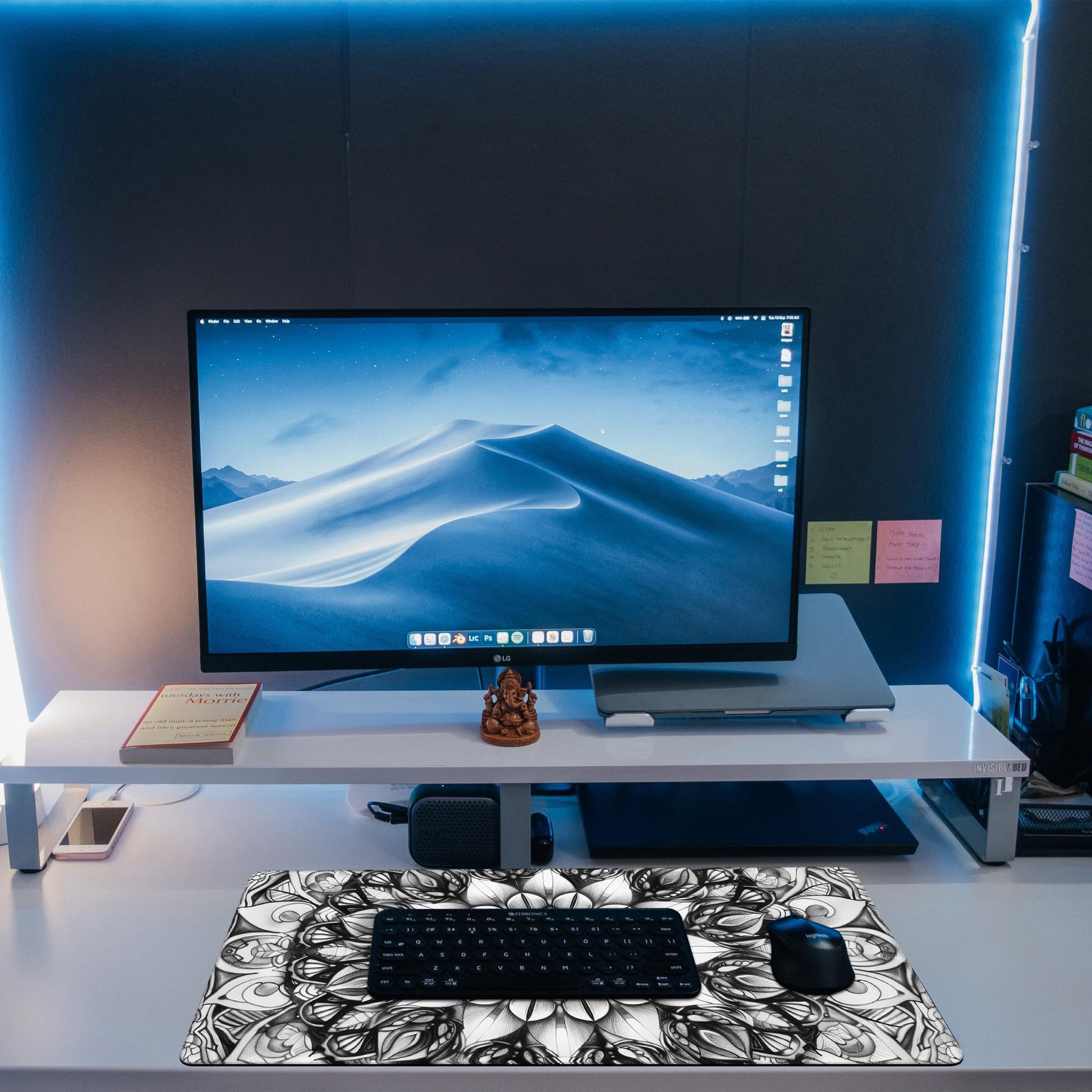 KOAIWPAE Large Gaming Mouse Pad for Desk, Black and White Mandala Desk Mat, Mandala Flower Desk