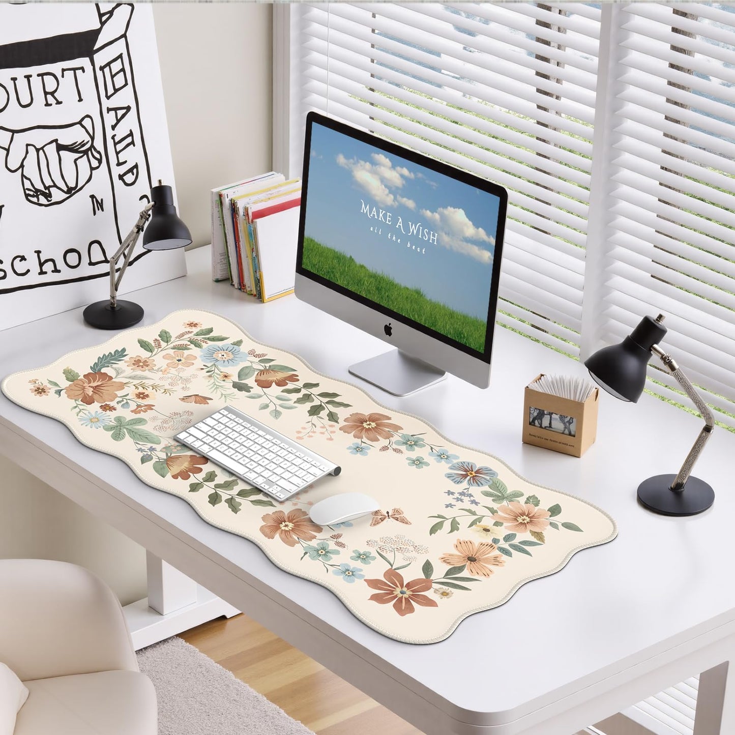HAOCOO Large Desk Pad, Non-Slip Scalloped Mouse Mat for Desktop(Beige)