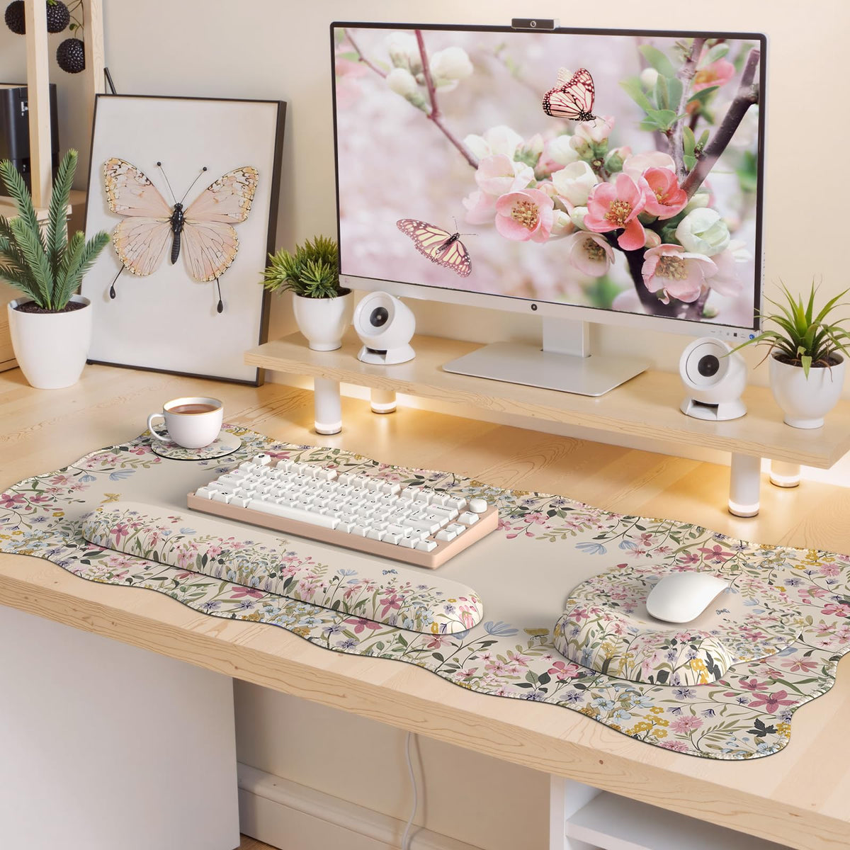 iLeadon Scalloped Desk Mat,Large Mouse Pad with Wrist Rest and Keyboard Pad