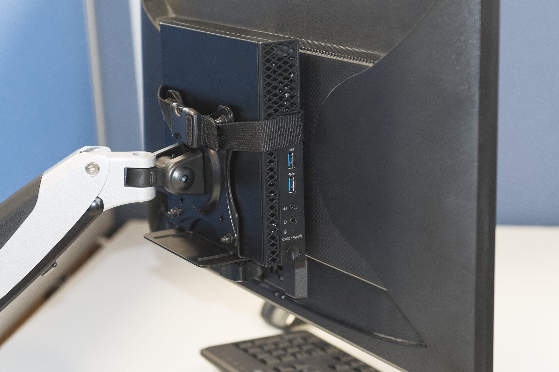 Digitus, Monitor mounts and Accessories