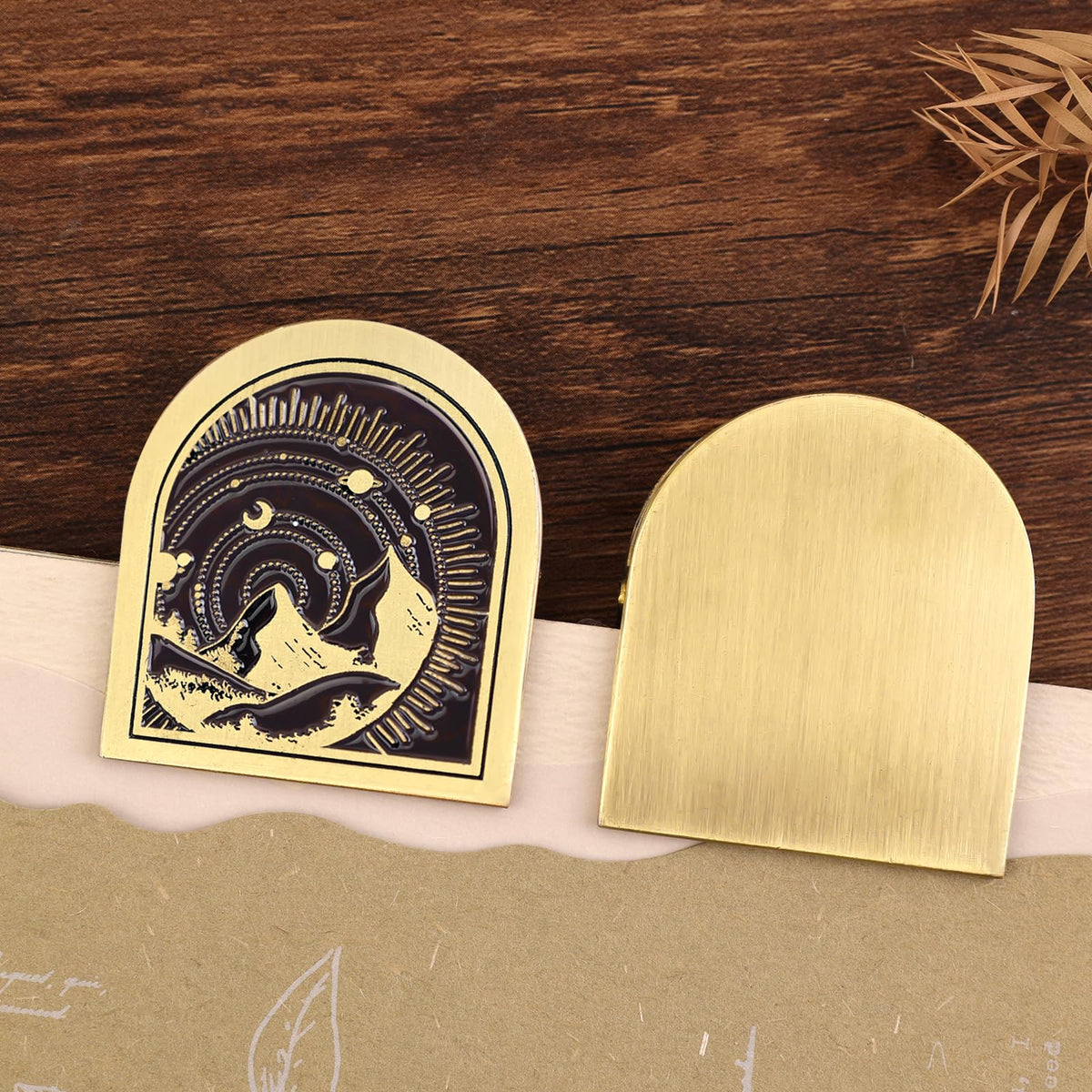Dizdkizd Vintage Metal Clip for Journals, Planners, Notebooks, Brass Colored Book Clip Little