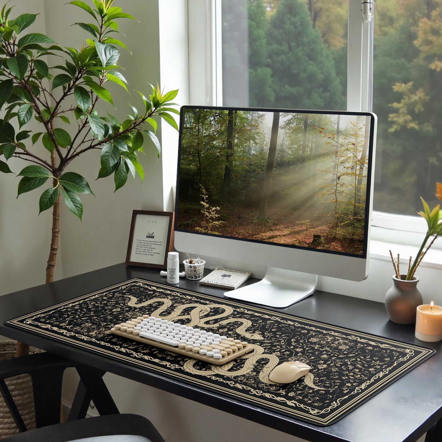 HAOCOO Large Gaming Mouse Pad, Smooth Surface XL Animal Desk Mat(Snake)