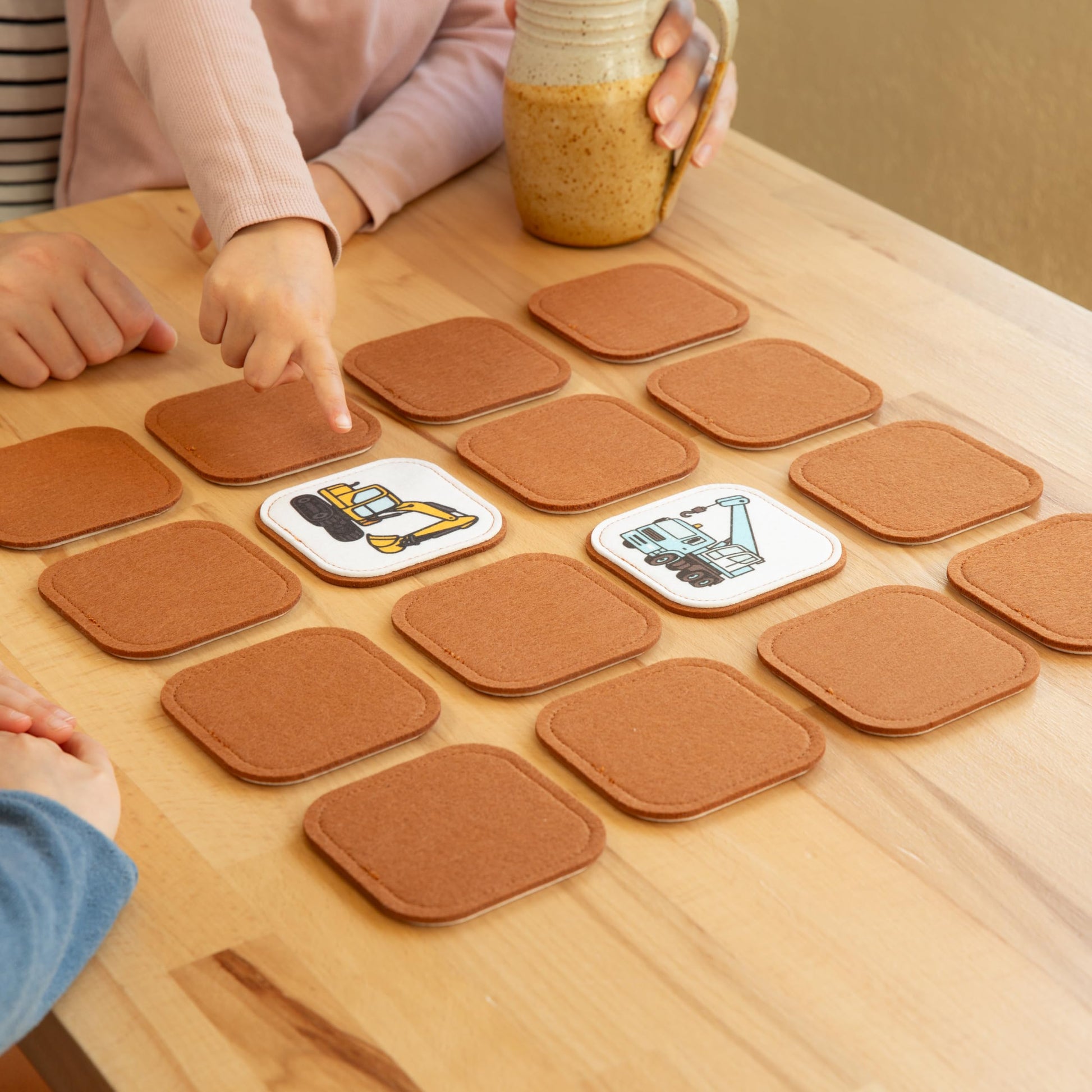 Felt Construction Matching Game for Toddlers – Truck Memory Game & Flash Cards – Soft and Safe for