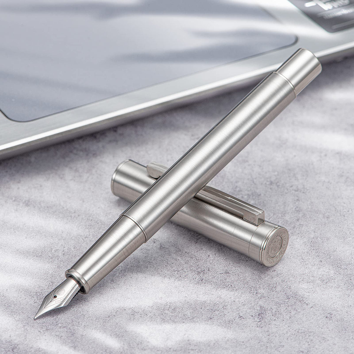 Hongdian 1861 Stainless Steel Fountain Pen Extra Fine Nib, Classic Design Smooth Writing Pen with