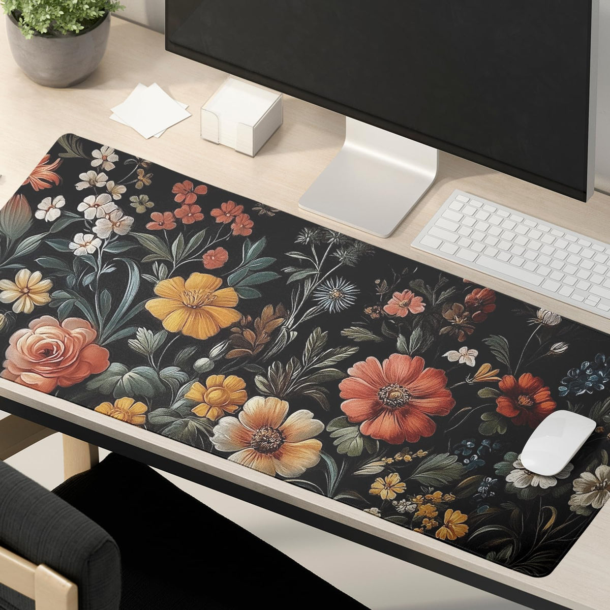 Large Floral Mouse Pad Extended Gaming Mousepad 31.5"x11.8" Vintage Aesthetic Black Desk Mat Flower