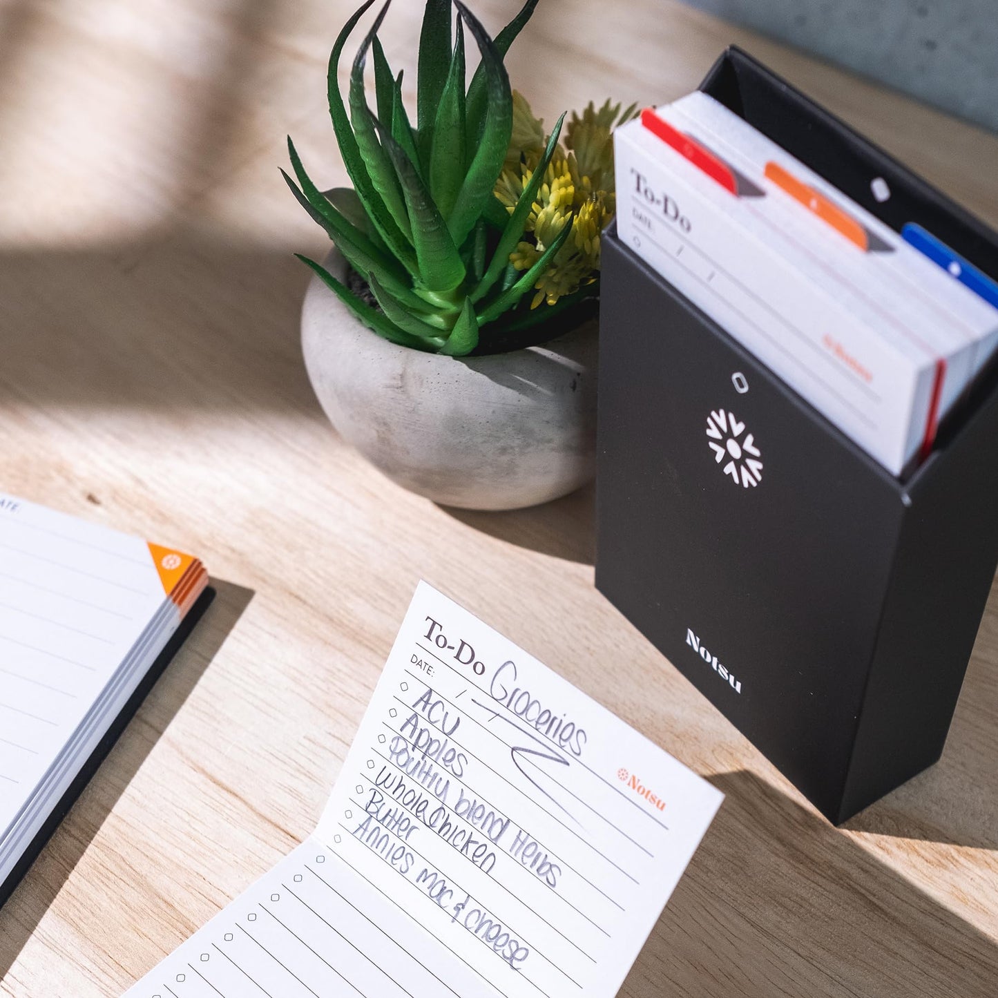 Notsu Centre Rise 3x5 Index Card Holder with 50 To Do List Cards (Black)