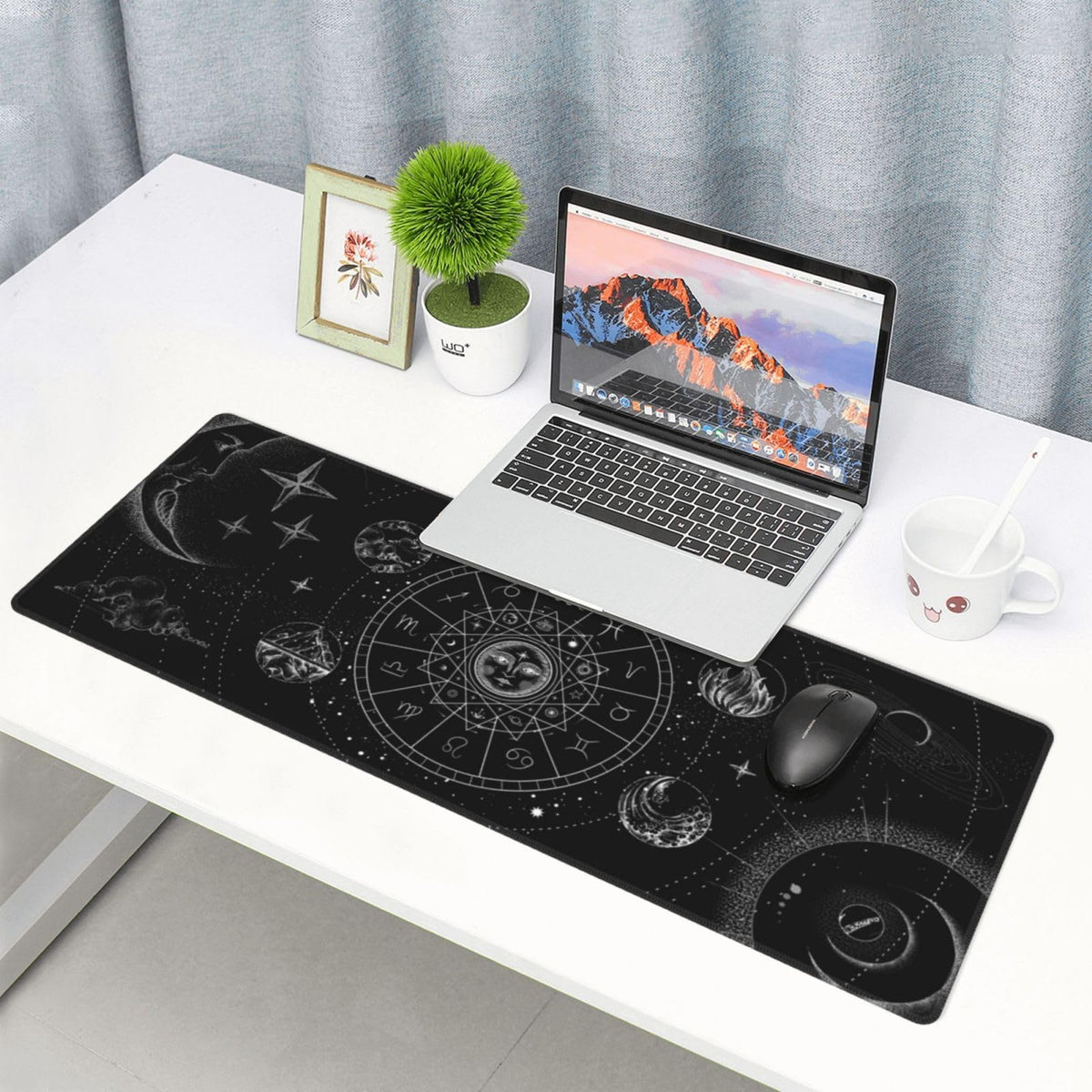 Mouse pad XL Extended Non Slip Rubber Base Stitched Edge 31.5 X 11.8 Inch