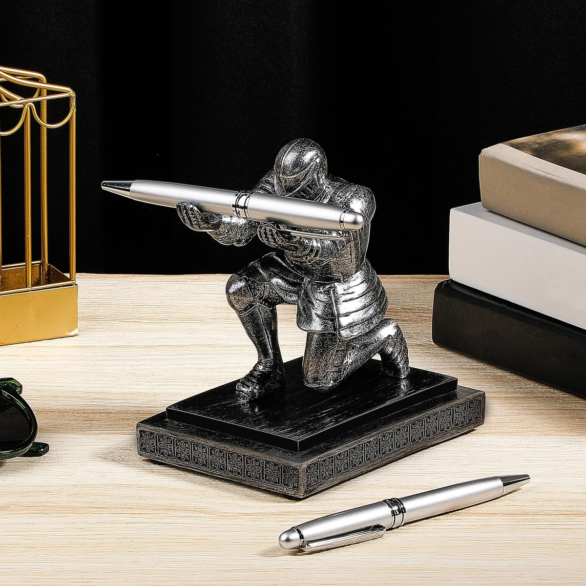 Spakon Knight Pen Holder with 2 Pens, Resin Desk Accessories,Classic,Iron
