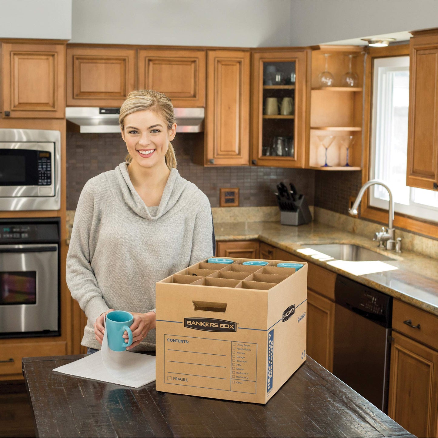Bankers Box 1-Pack Kitchen Kit Moving Box with Dividers
