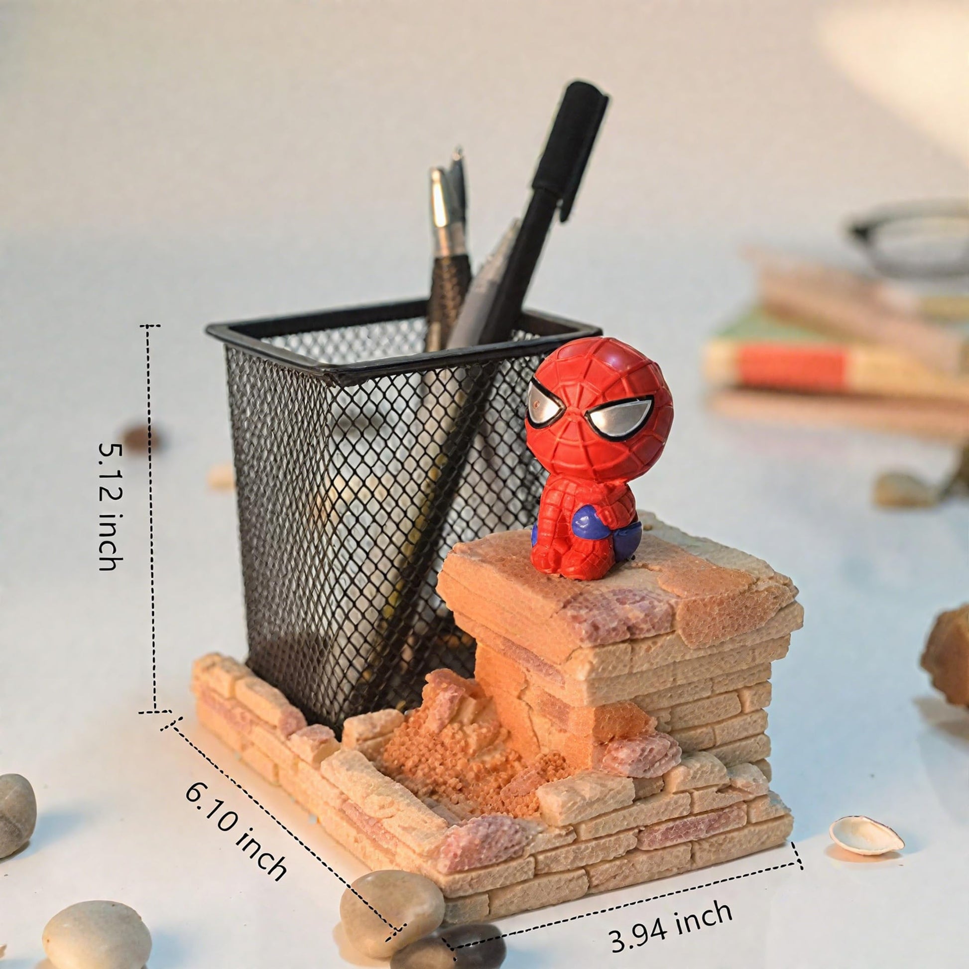 BREIS Pen Holder, Creative Novelty Office Desk Decorations Man boy Girls Gadgets Pencil Holder
