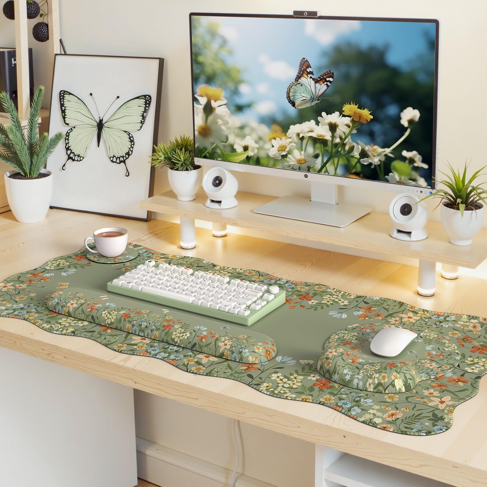 iLeadon Green Desk Mat Cute, Scalloped Desk Mat for Keyboard and Mouse