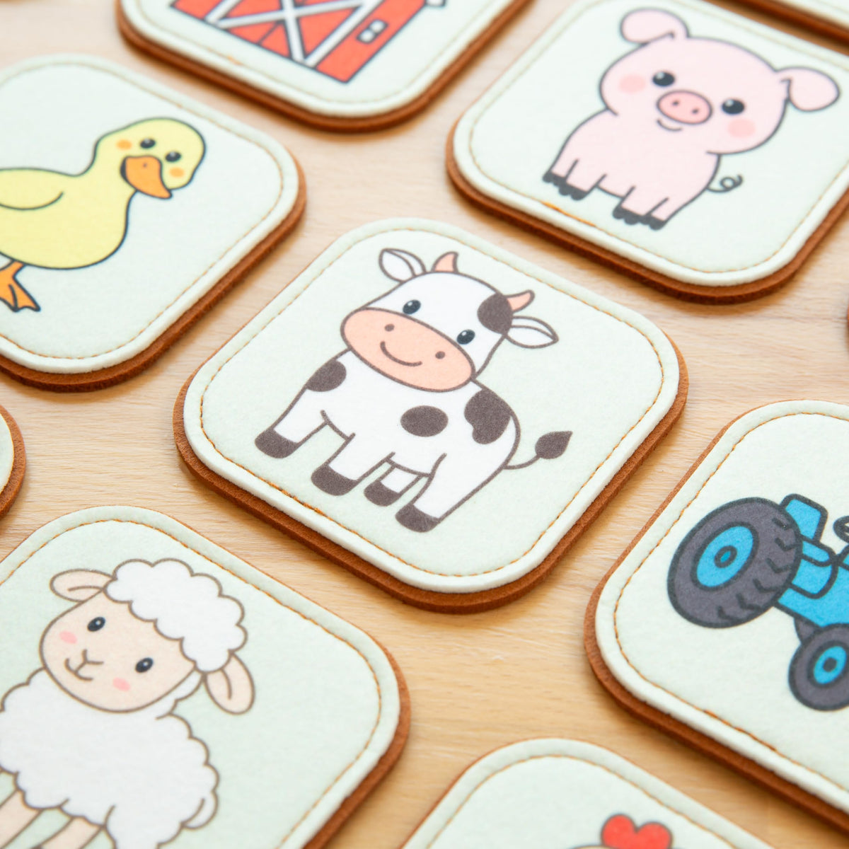 Peapod Play Felt Farm Matching Game for Toddlers – Farm Animal Memory Game & Flash Cards – Soft and