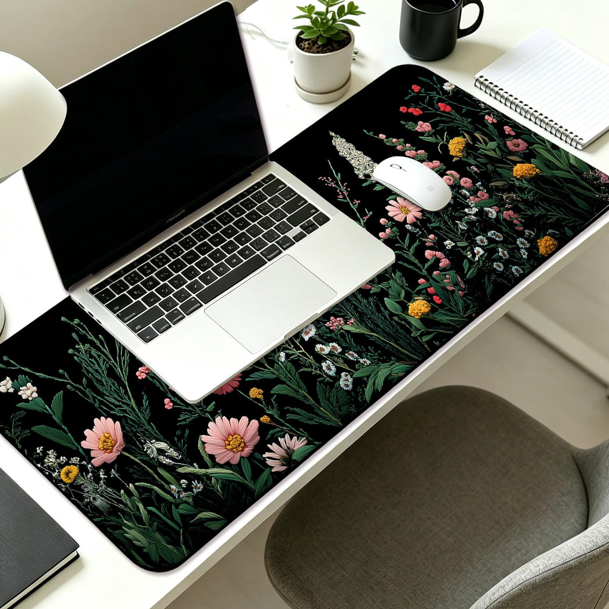 JIANG100 Blooming Wildflowers Gaming Desk Mat, Extended Flower Mouse Pad