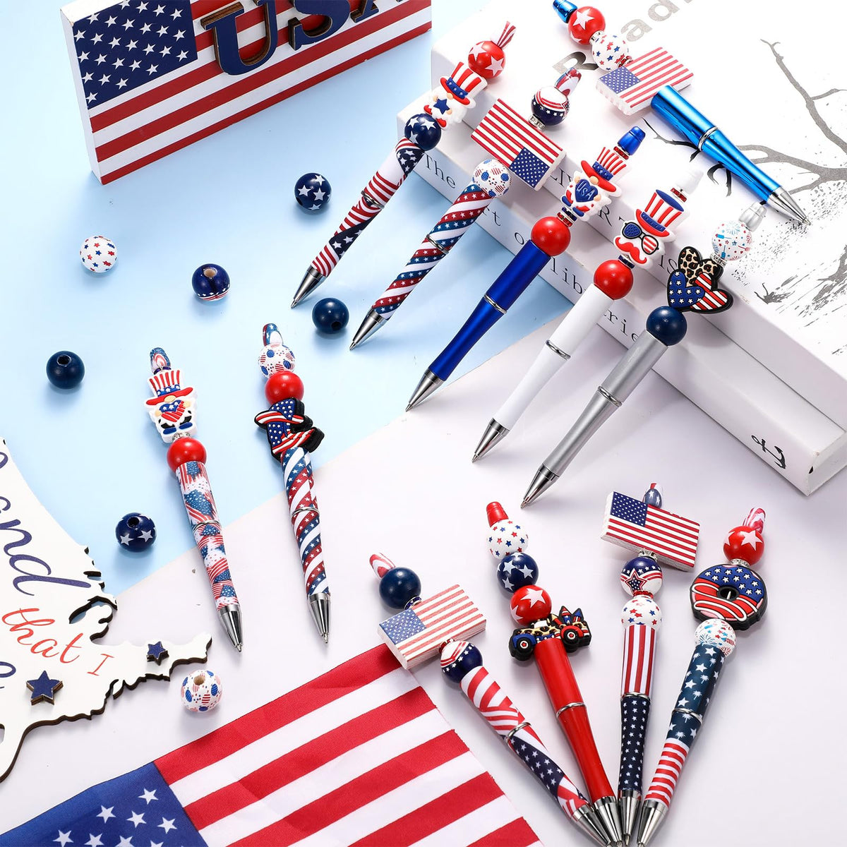 Geyee 12 Set Plastic Beadable Pens Assorted Bead DIY Pens, American Flag