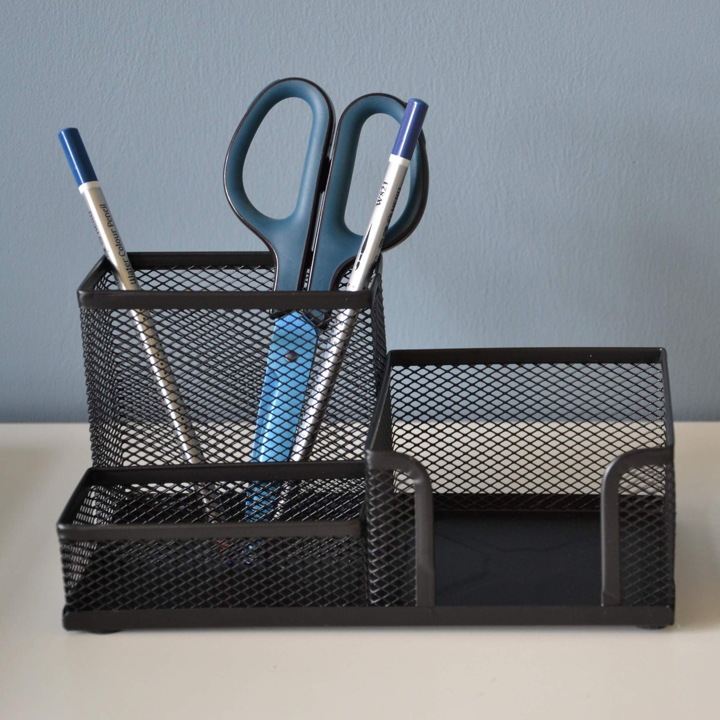 Leviatan Desk Organizer | Metal Desk Organizer | Office Pen Holder | Desk Organizer with Mesh Note