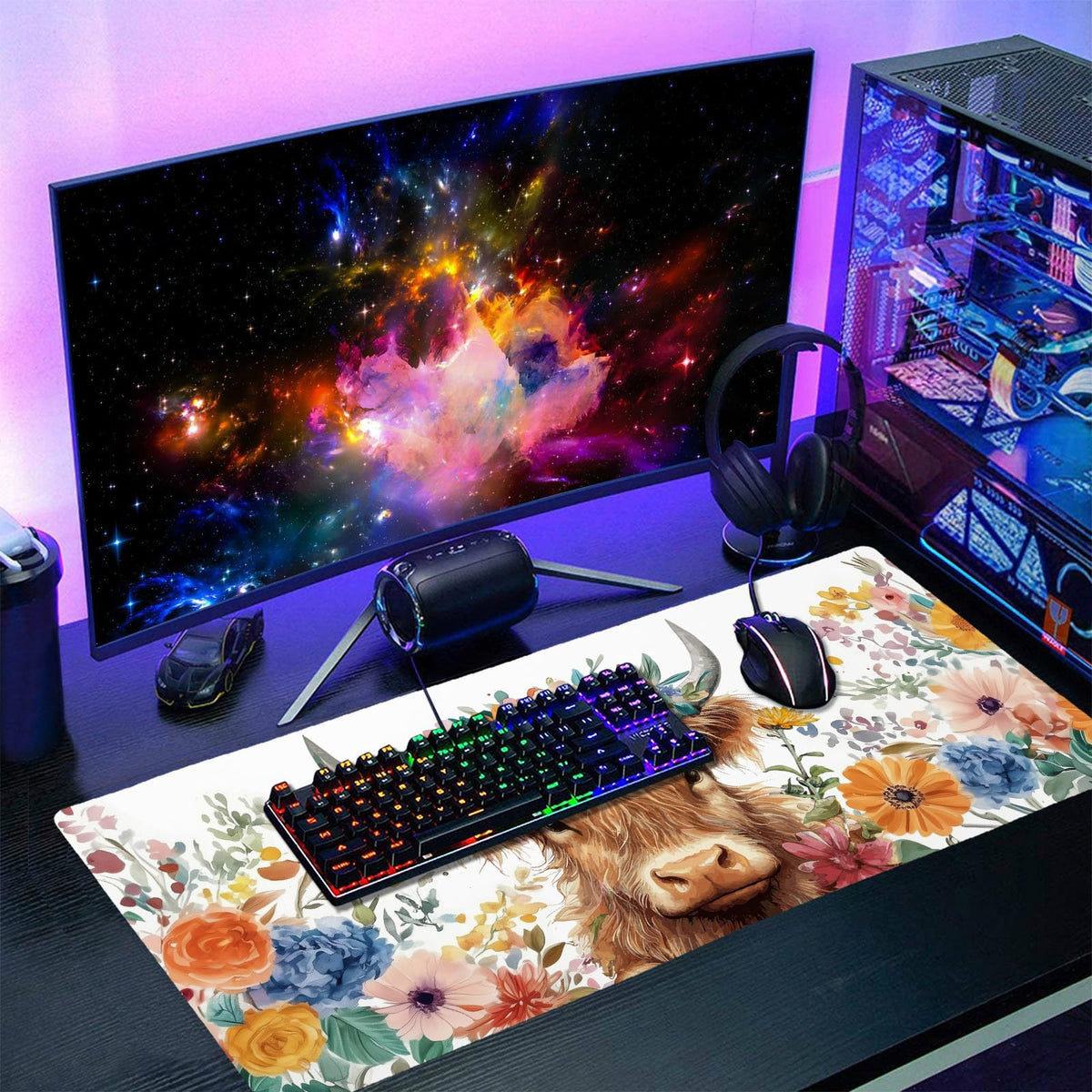 Aesthetic Highland Cow Gaming Mouse Pad XXL Cow Print Blue Orange Floral Extended Large Mat