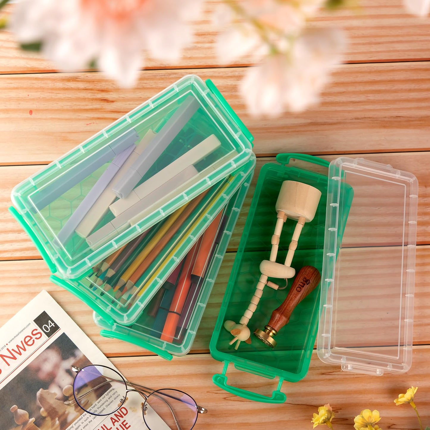 Gueevin Pencil Box Clear Plastic Pencil Case, Green, 24 Pcs