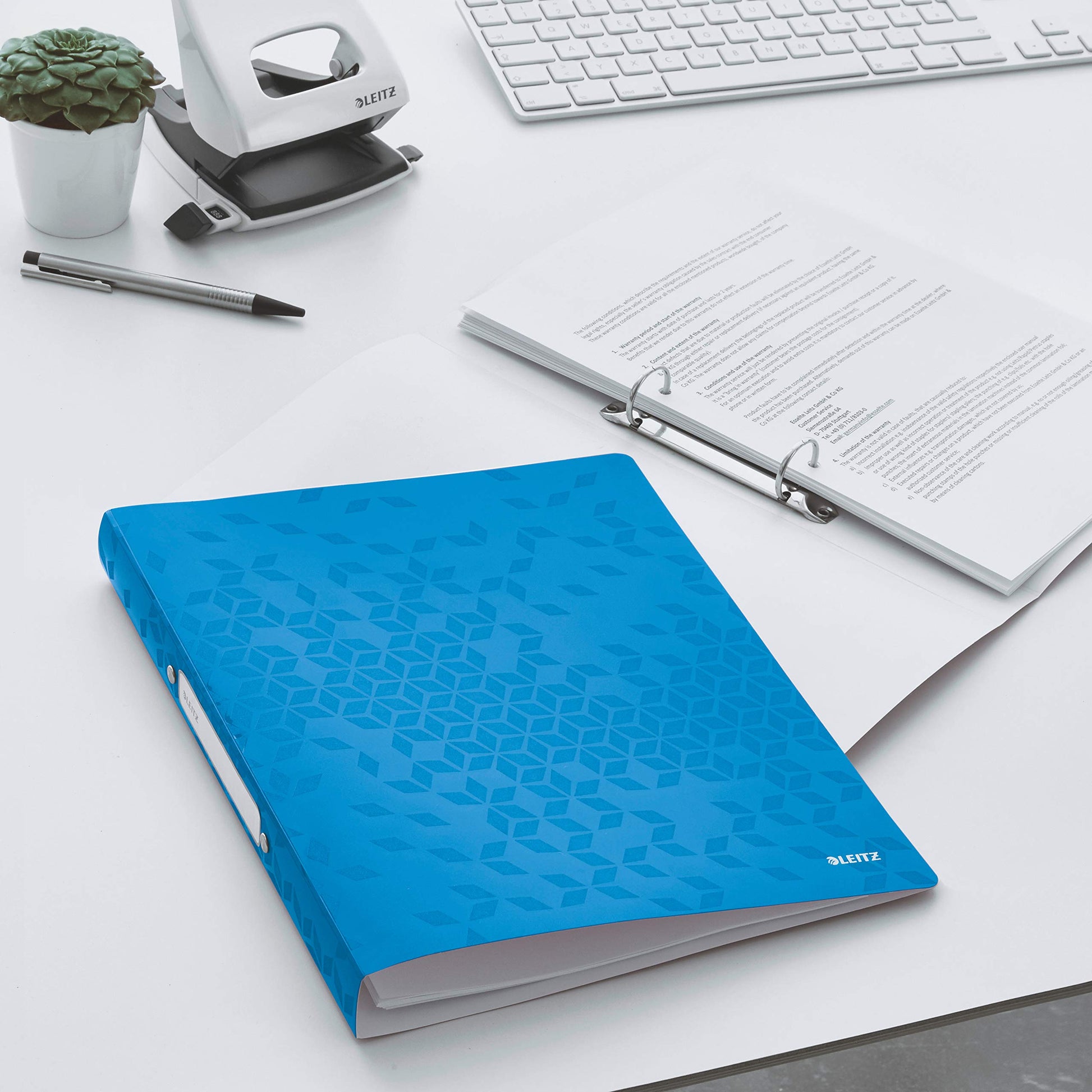 Leitz 2 Ring Binder, Holds up to 190 Sheets, Wow Range, 25 mm Spine, 42570036 - A4, Blue Metallic