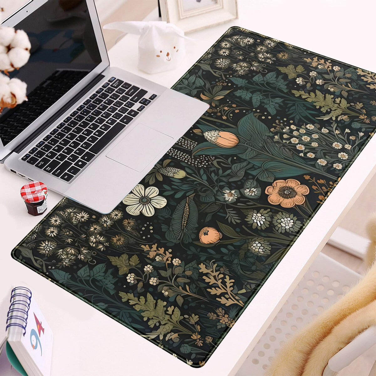 Dark Flower Desk Mat Floral Plants Mouse Pad, Aesthetic Wildflowers Large Gaming Mousepad Desk Pad