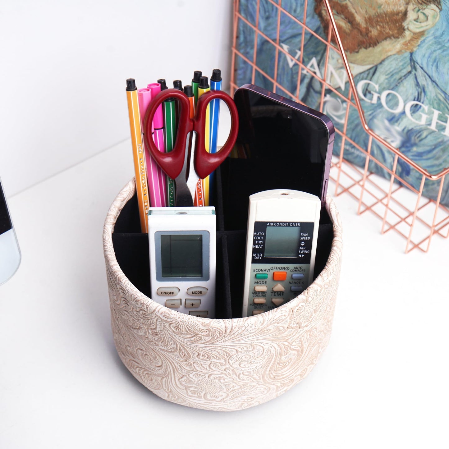 lizimandu Round Leather Art Supply Organizer,Remote Control Holder,360 Degree