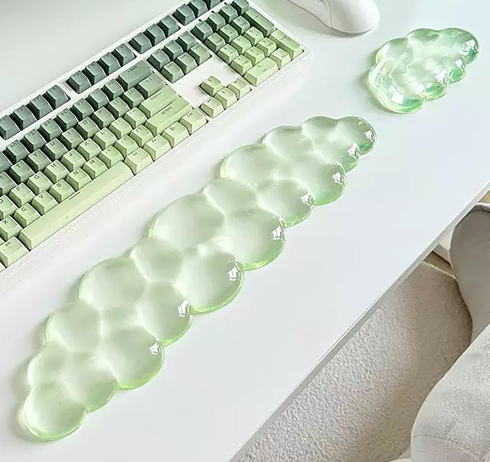 Aszqvd Mouse Pad with Wrist Rest, Soft Cloud Gel Keyboard Mouse Pad Set with Hand Wrist Support
