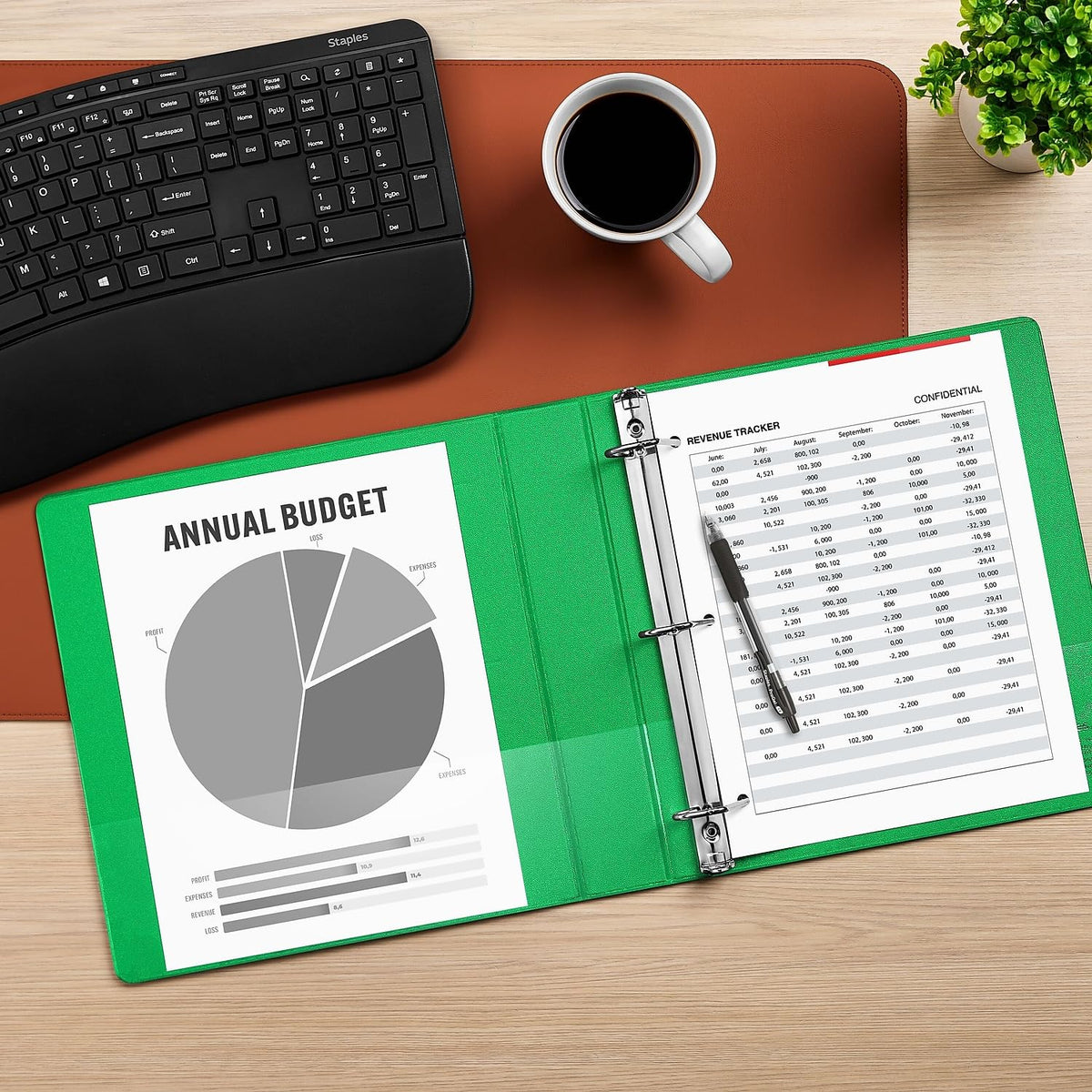 Staples Standard View Binder, 1.5-Inch Round Ring, Green, 300 Sheets