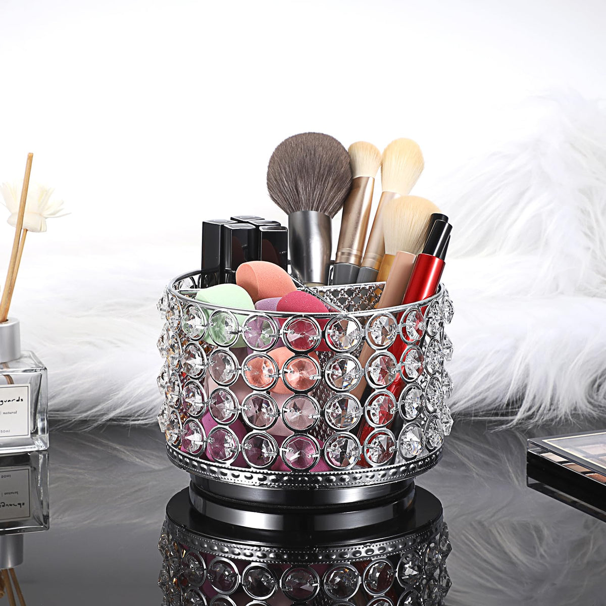 Hipiwe 360° Rotating Crystal Makeup Brush Holder 4 Slots Vanity Organizer
