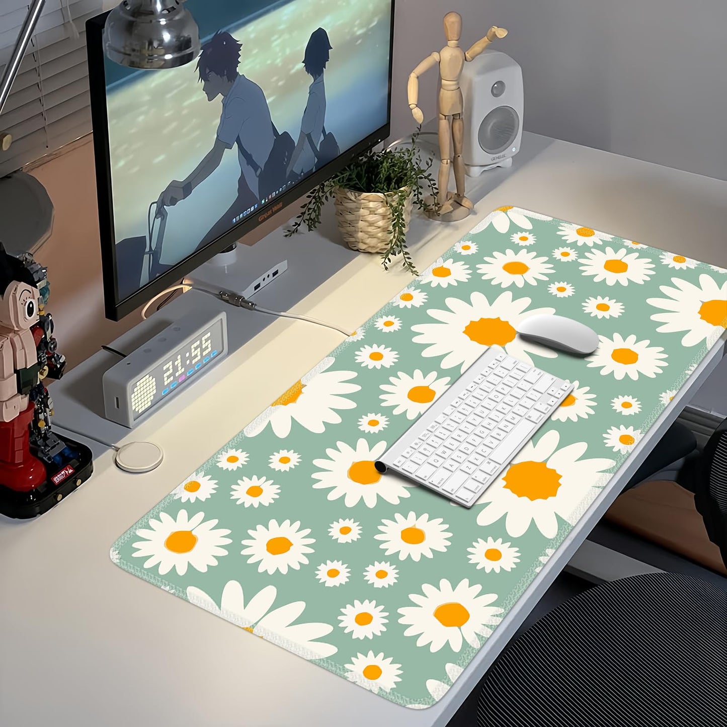 iCasso Desk Mat, Desk Matt for Desktop, Cute Desk Pad Mat, Daisy