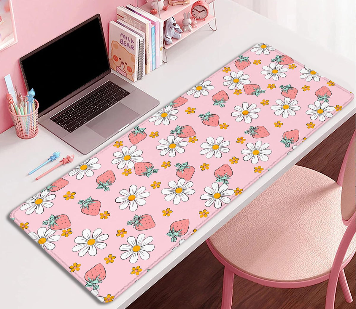 Strawberry Mouse Pad Desk Mat,Pink Large Large Gaming Mouse Mat with Stitched Edges,Non-Slip