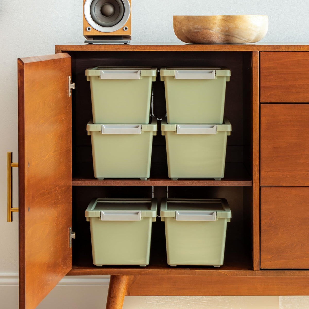 IRIS USA Storage Bins with Lids |Made in USA| 4 Qt - (6-Pack) - Sage Green