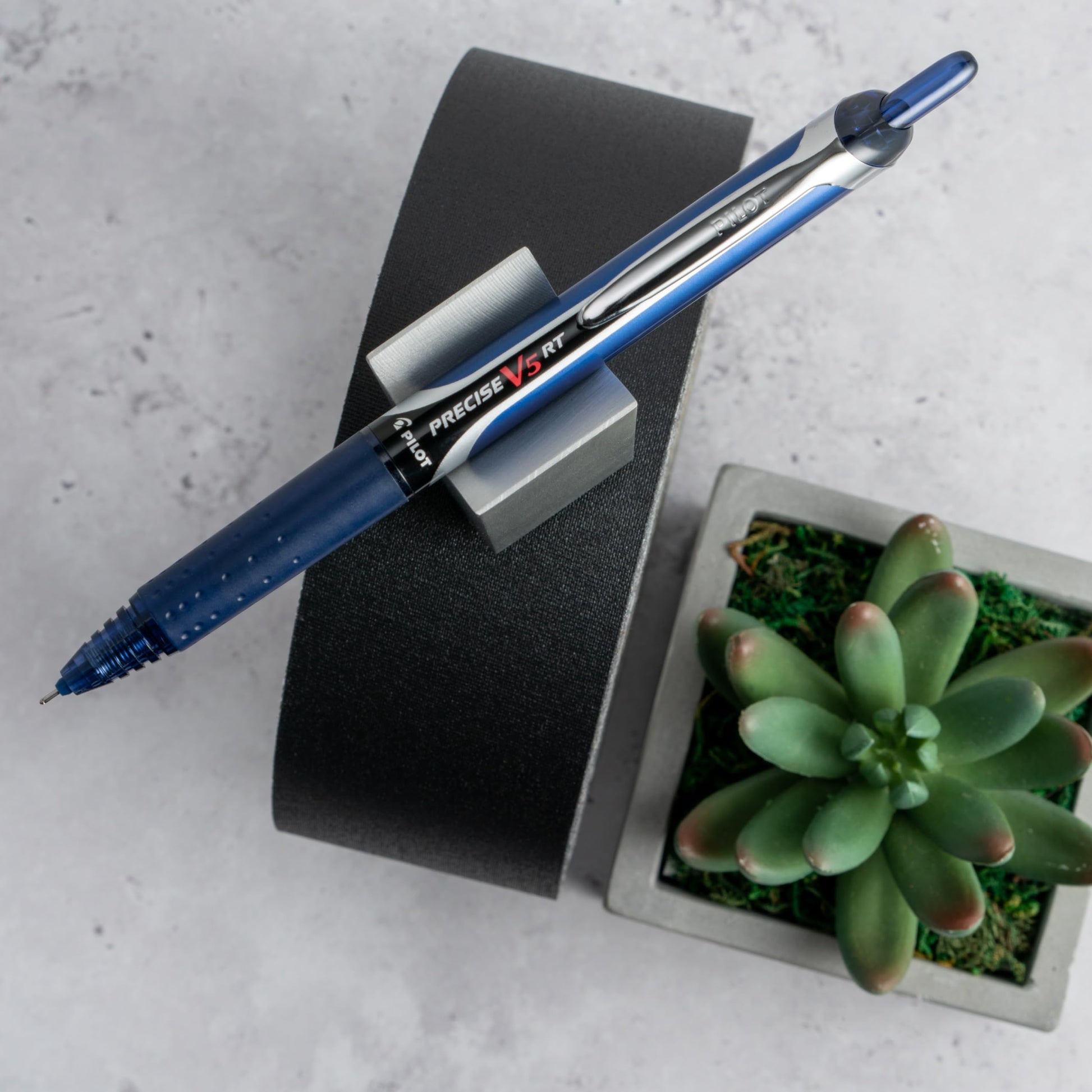 PILOT Precise V5 RT Refillable & Retractable Liquid Ink Rolling Ball Pens, Extra Fine Point (0.5mm)
