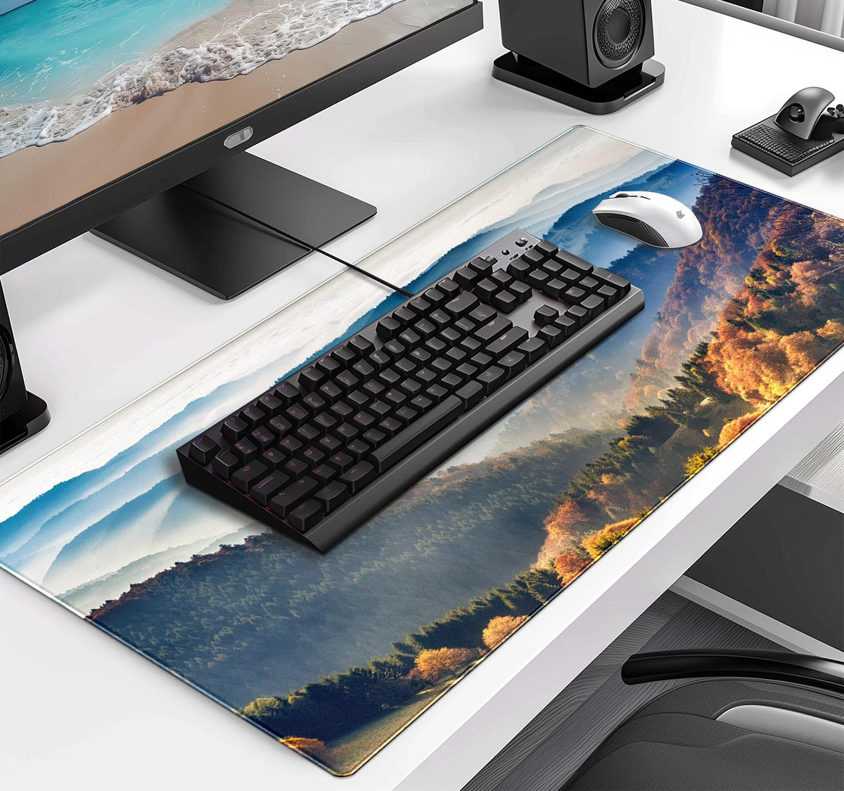 Large Mountain View Patterned Mouse Pad, Anti Slip Gaming Keyboard Desk Pad