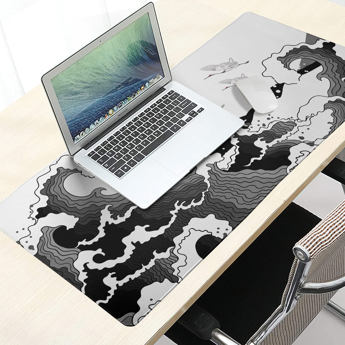 Japanese Red and Black Wave Mouse Pad 35.4 X 15.7 Inch Extended Large Cool Mouse Mat Non-Slip
