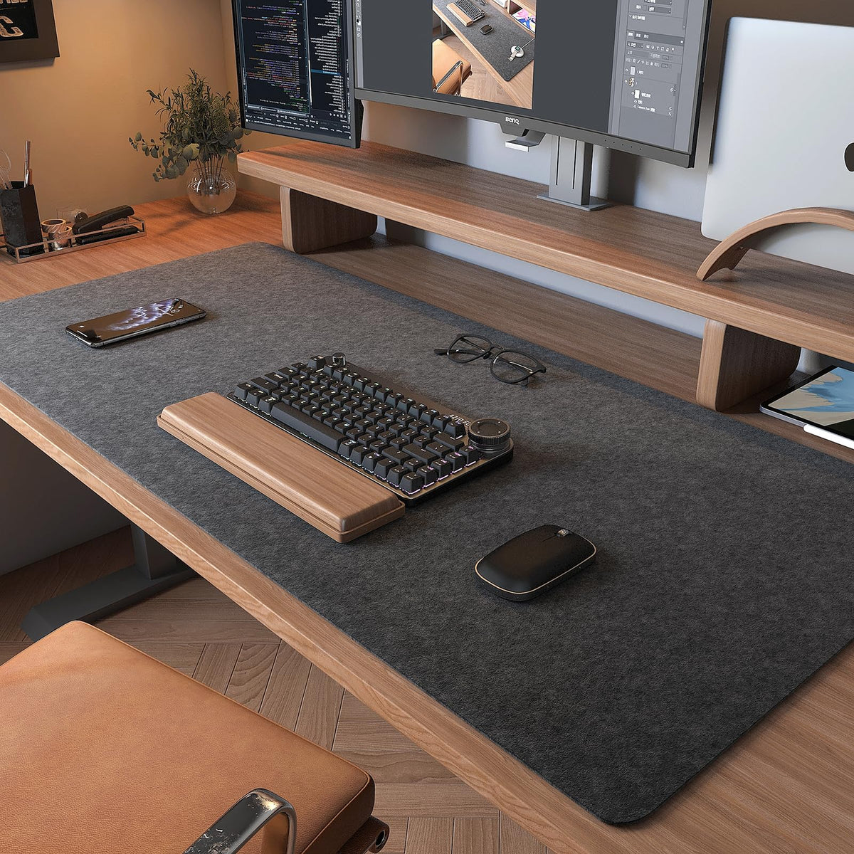 DAWNTREES Non-Slip Felt Desk Mat,36 x 16 Inches Large Desk Pad Protector
