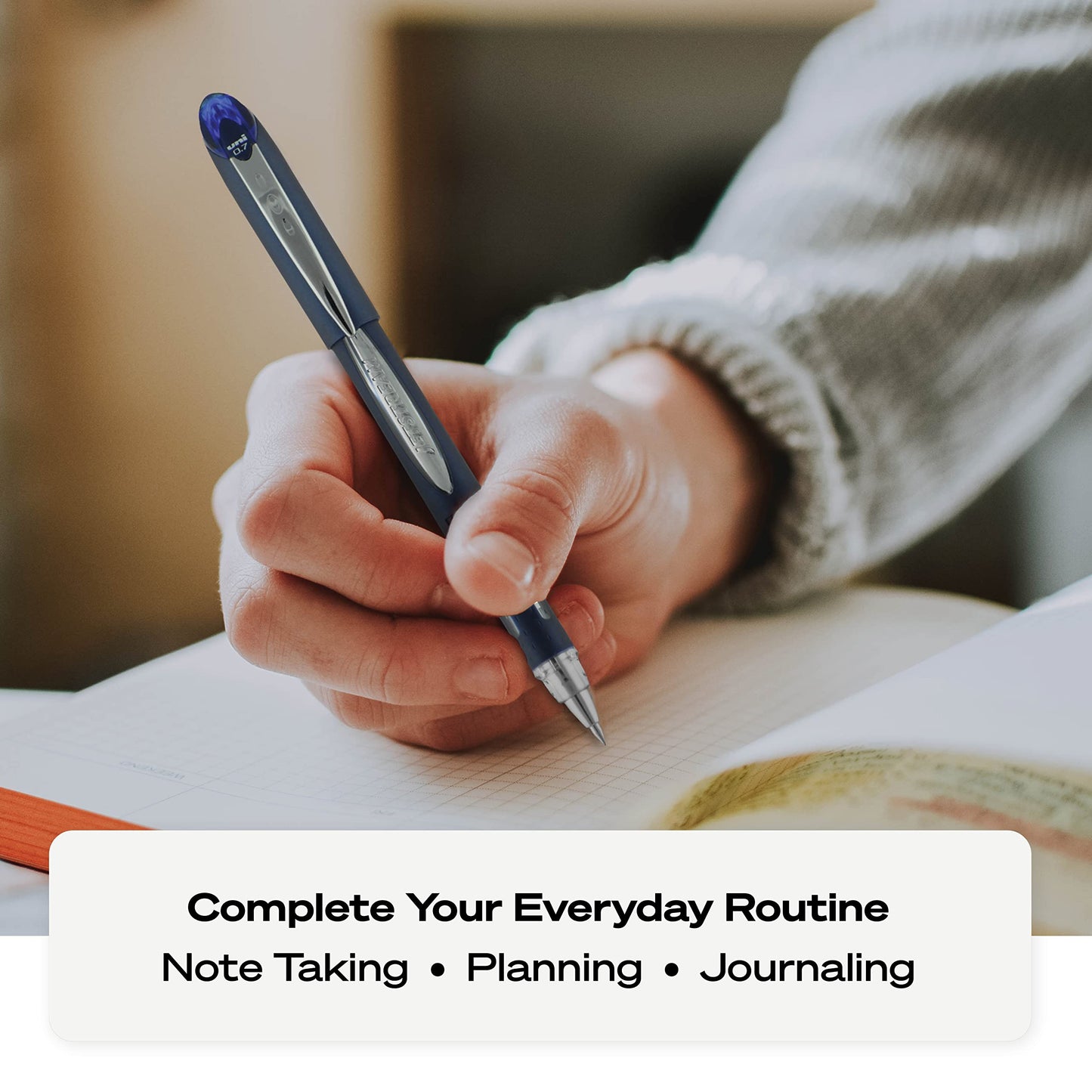 uniball™ Jetstream RT Ballpoint Pens, Black Ink, 0.7mm Fine Point, 12 Count