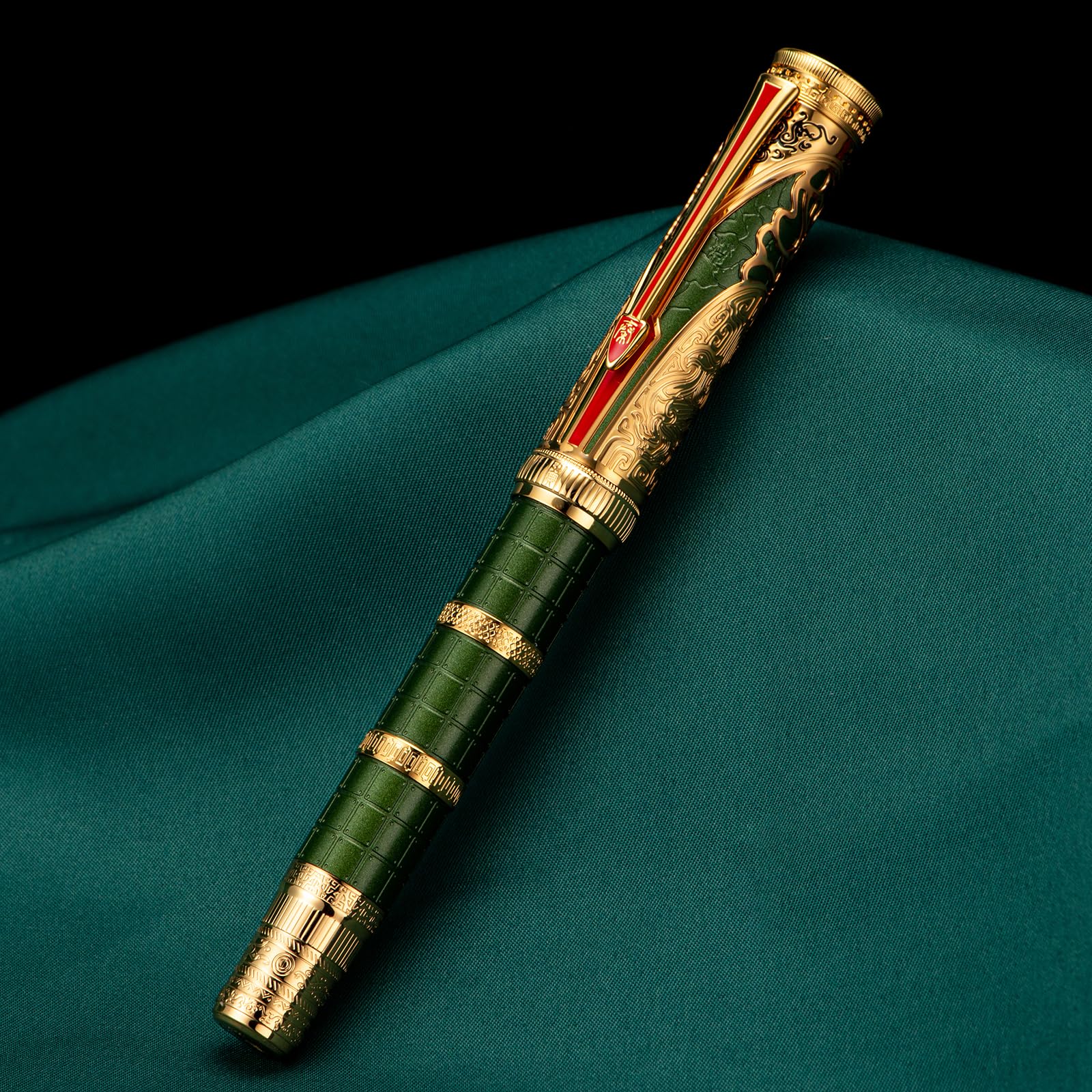 HONG DIAN D5 Qin Dynasty Fountain Pen Green Gold, Fine Nib Piston Filling Pen, Retro Chinese Totem