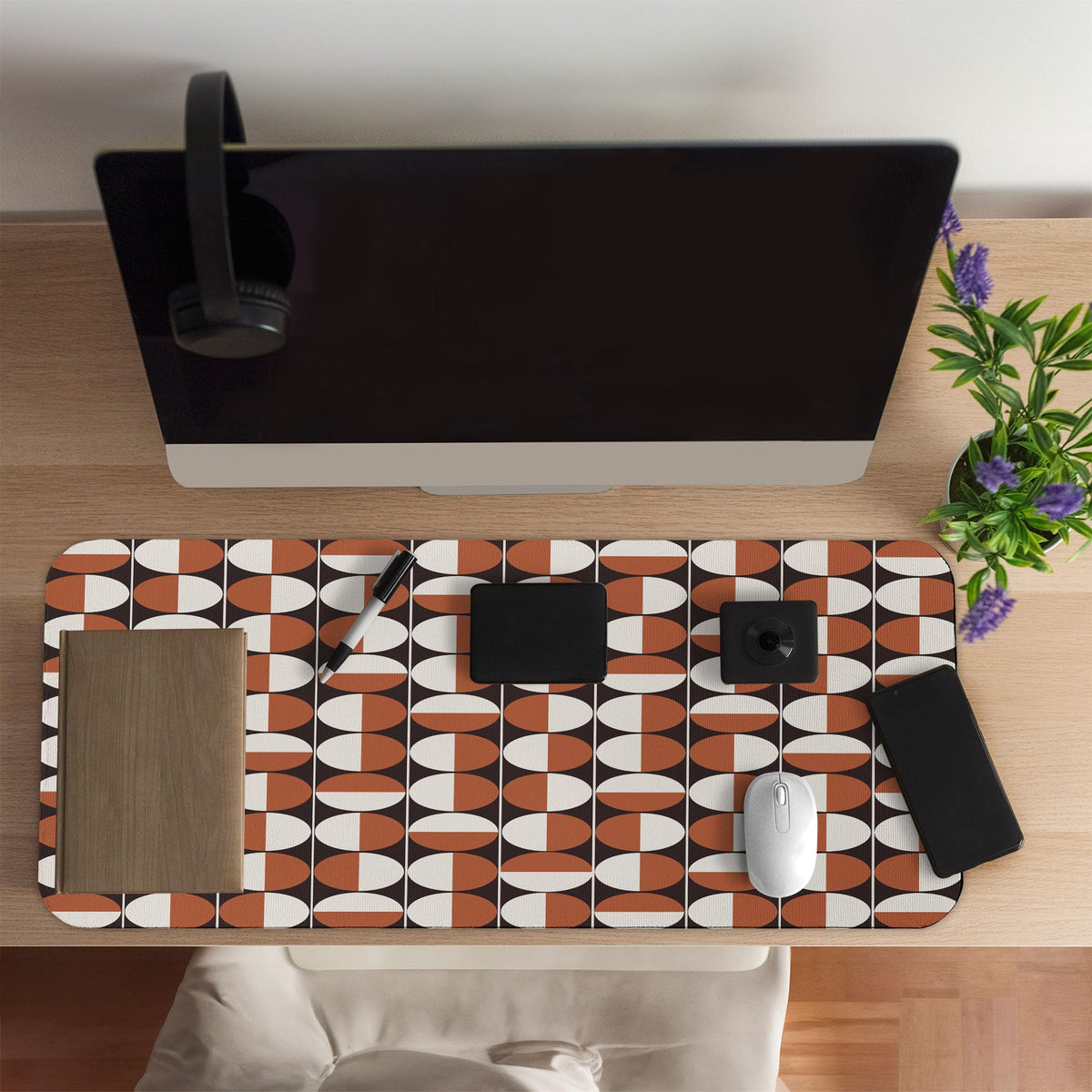 Ambesonne Mid Century Computer Mouse Pad, Repeating Bicolor Circles in Vertical Order with Varying