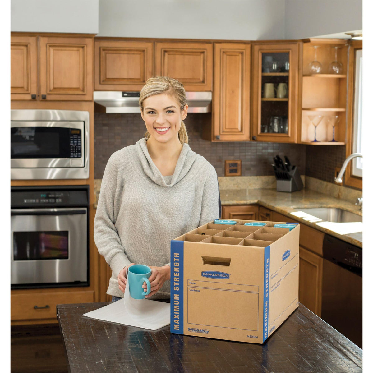 Bankers Box Kitchen Kit Moving Box 1 Pack, Dividers and Cushions, Reinforced Handles, Tape-Free
