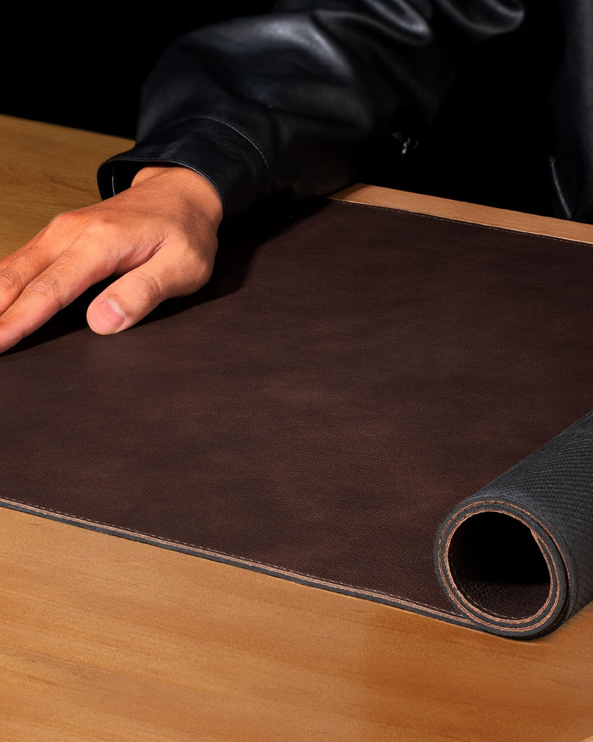 YSAGi Genuine Leather Desk Mat, 35.4"X17" Office Desk Pad, Thick Premium Table Pad with Stitched