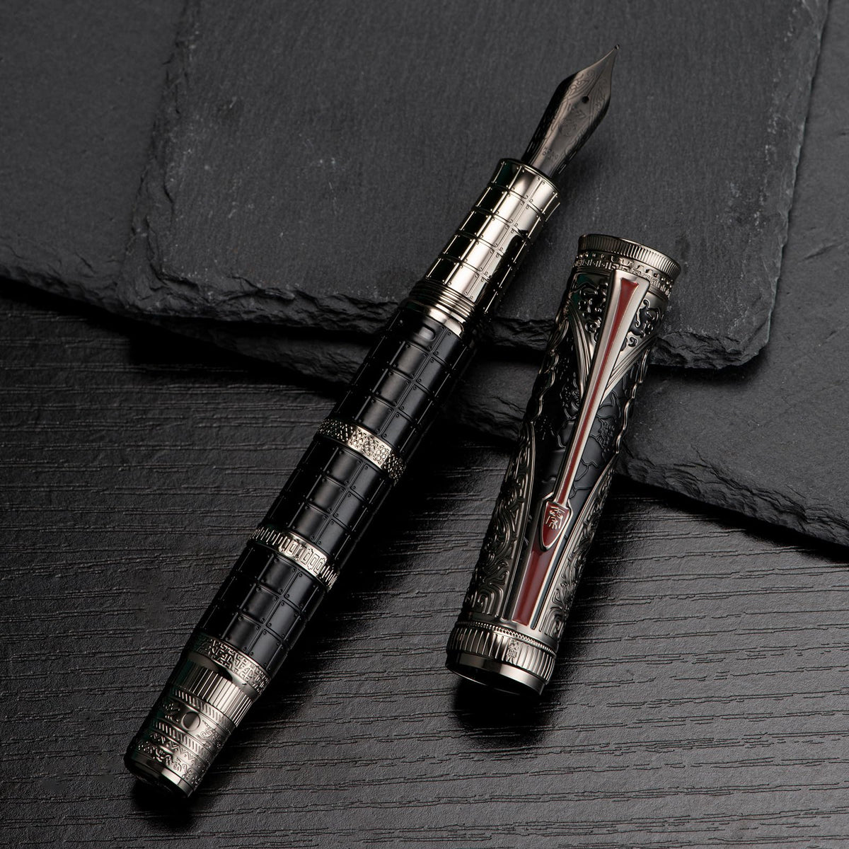 Hongdian D5X Fountain Pen Extra Fine Nib Black Color, Qin Dynasty Retro Chinese Totem Engraving