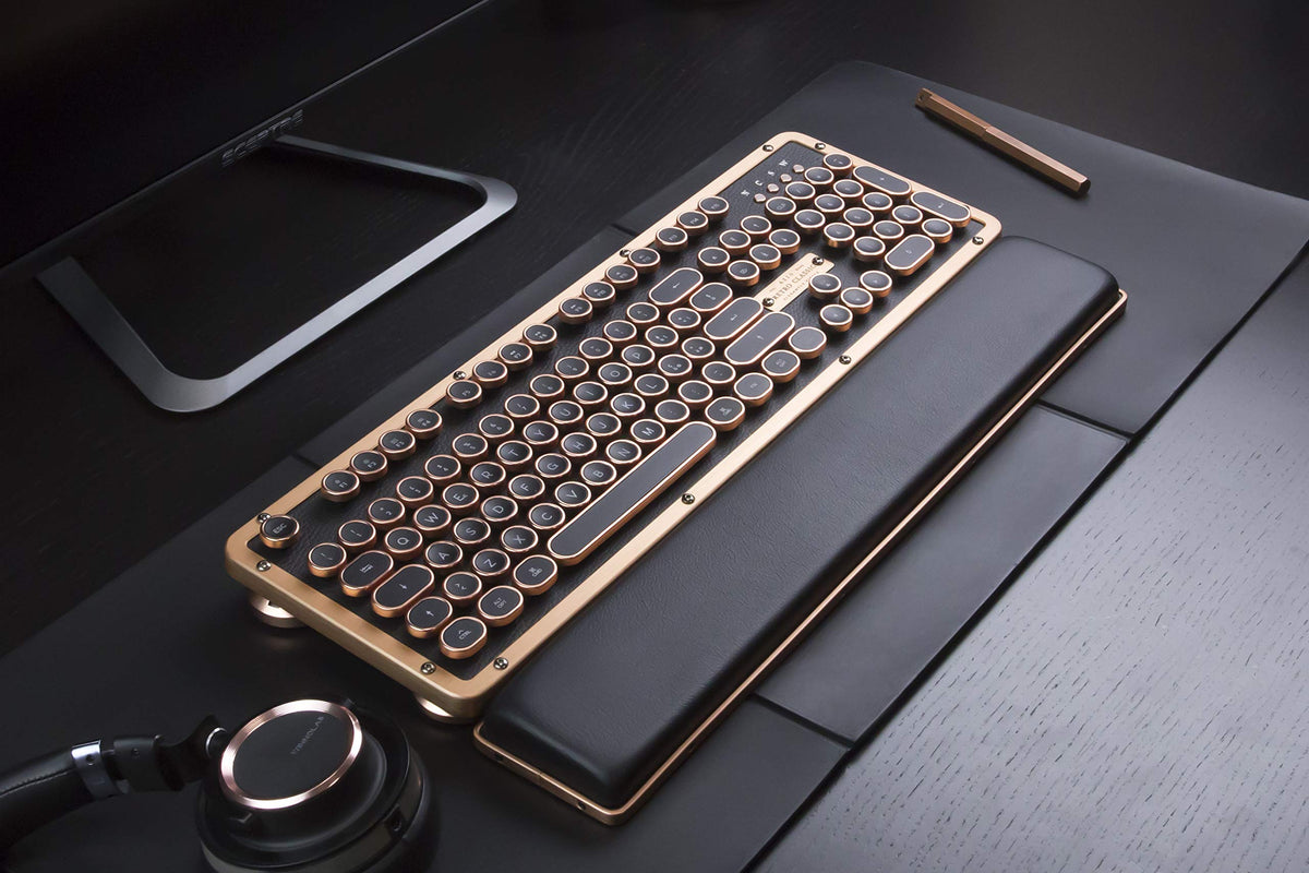 AZIO Retro Classic Palm Rest