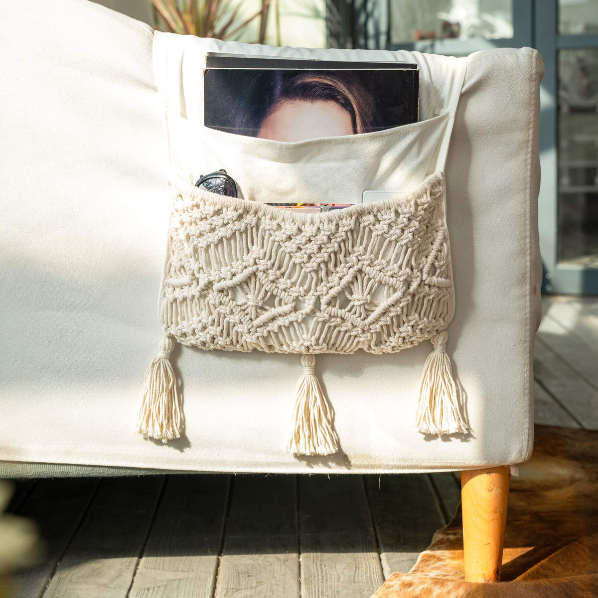 Mkono Macrame Armchair Caddy, Boho Couch Armrest Organizer, 4 Pockets Beige