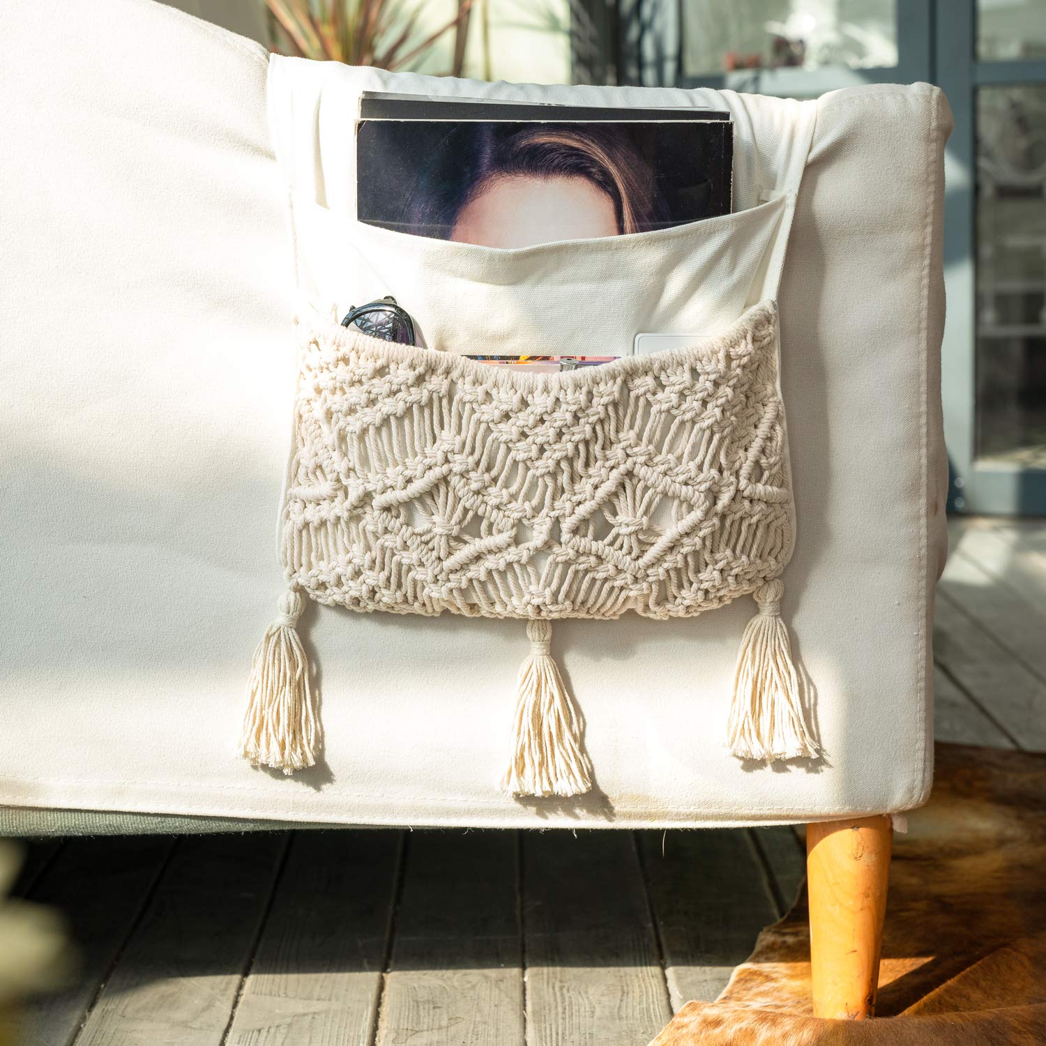 Mkono Macrame Armchair Caddy, Boho Couch Armrest Organizer, 4 Pockets Beige